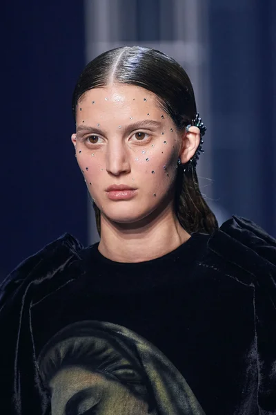 Look 35